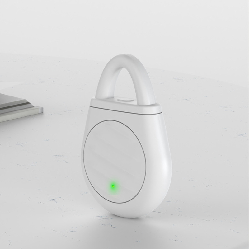 🐦Healrize® No more trouble from birds, beasts and locusts！Portable Ultrasonic Bird Repellent Keychain